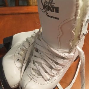 Jacksons soft skates for girls